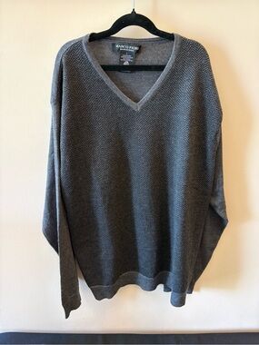 100% Merino Wool- Men's Marco Fiori made in Italy Charcoal V-Neck Sweater
